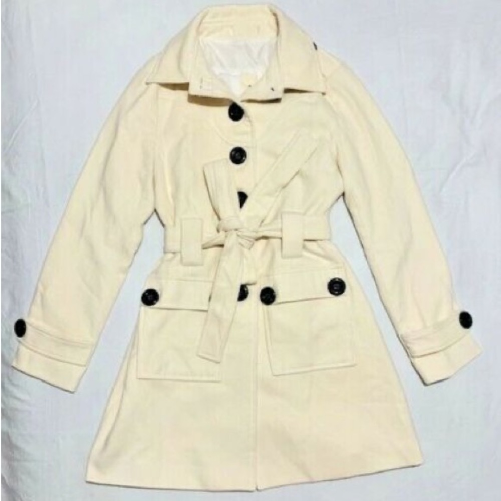 Womens Cream Trenchcoat with Black Buttons - Picture 2 of 2